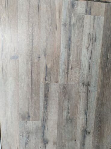 Ağac görünüşlü laminat döşəmə. Bu, istənilən otağa təbii və rahat bir lalafo.az -da Ağac görünüşlü laminat döşəmə. Bu, istənilən otağa təbii və rahat bir