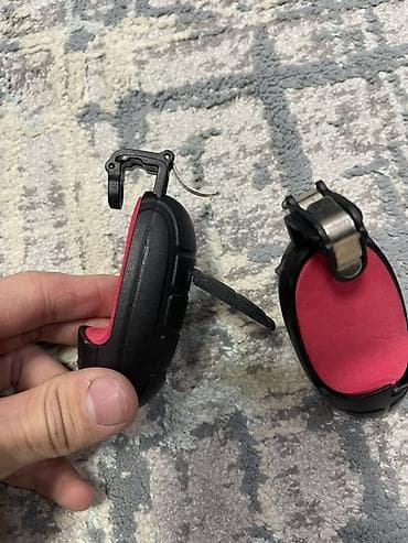 Məhsul: Mobil oyun üçün tetiklər və təkəlli oyun klaviaturası dəsti - — 2