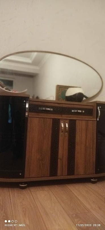 kreditle kunc divan: İşlənmiş, Komod, Kredit yoxdur — 2