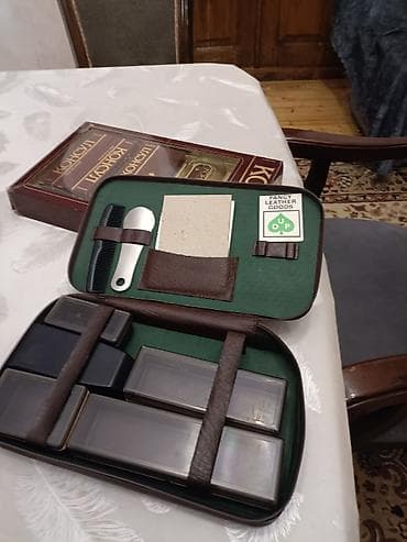 Kişi naboru sovetin yeni işlənməyib QDR dəri korobkasında Gəncədə