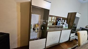 Ev yerləşir xırdalanda 119 nömrəli maşurutun yolunun üstündə poçta