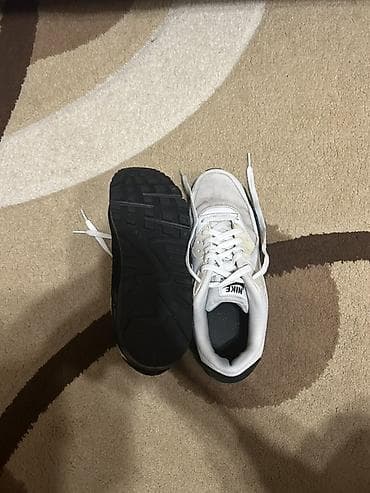 Nike Orginal Türkiyədən Alınıb 2 hefde geyinilib