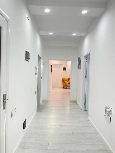 Geniş və işıqlı mənzil – müasir dizaynlı studiya tipli zal və ayrı — 4