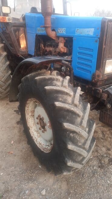 yumze traktor: Belarus 1221 traktoru - Marka/model: Belarus 1221 (Gəncə yığılımı — 5
