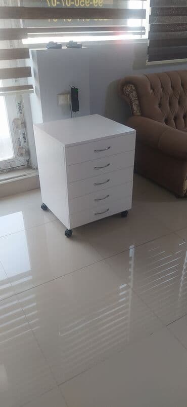 шкаф сейф металлический: Yenidir. isdenilen sayda. isdenilen rəngdə sifarişlə hazırlanır — 3