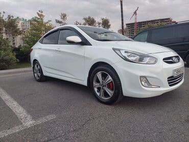 qubada ucuz avtomabiller: Hyundai Accent: 1.6 l | 2012 il Sedan — 2