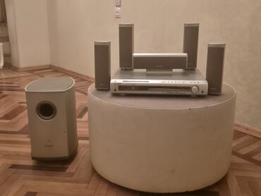 samsung balaca: Yeni Samsung Kolonka, Növ - Ev kinoteatrı üçün, rəng - Boz — 1