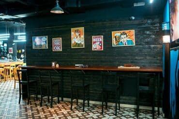 arenda pub restoran: Nizami metrosuna yaxın 170 kv.m sahəsi olan, yol kənarı 5otağlı bütün — 5