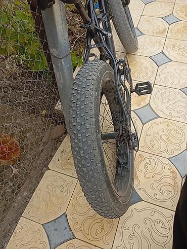 volta vsx: Fat bike tipli dağ velosipedi - Rəng: qara, möhkəm polad/alüminium — 2