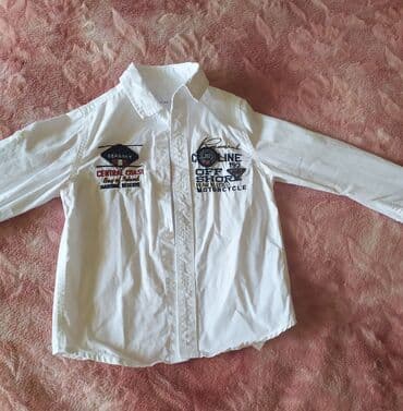 3 duymə koynək: 3-4yas oğlan uşağı üçün. təzə qalıb. yuyulub təmizdi heçbir ləkəsi — 1