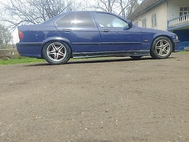 bmw satıram: BMW 3 Series E36 sedan – mavi rəng. - Kuzov: 4 qapılı sedan, sport — 2