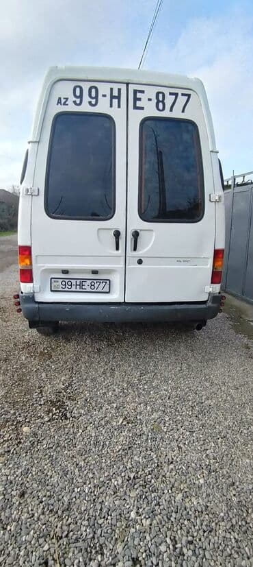 mercedes surətlər qutusu: Ford Transit: 2.5 l | 1999 il 8555607 km Van/Minivan — 6