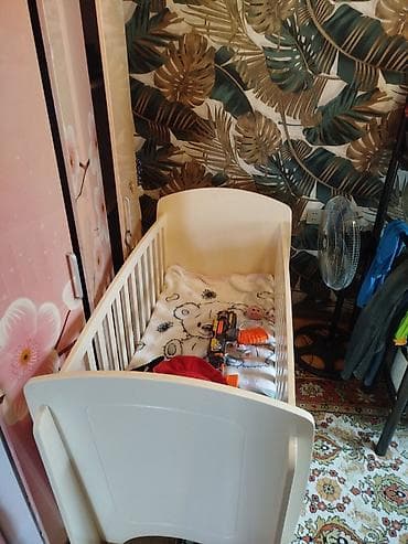 Oğlan və qız üçün, Dördbucaq, Beşik, Dəstsiz, Matrassız, Yellənmə mexanizmsiz — 3