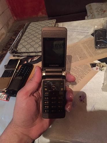 telefon a71: Samsung S3600, rəng - Qəhvəyi — 1