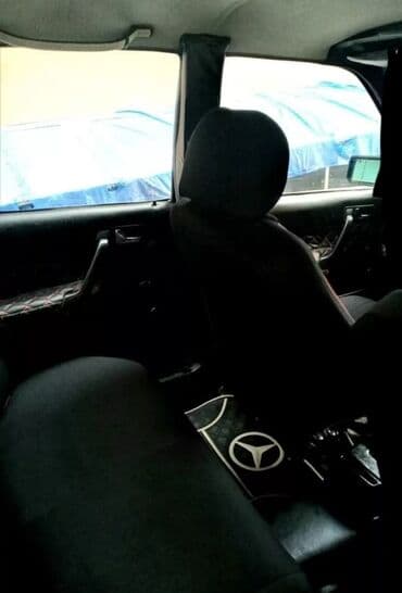 turbo az c class: Mercedes-Benz 190: 2 l | 1993 il Sedan — 8