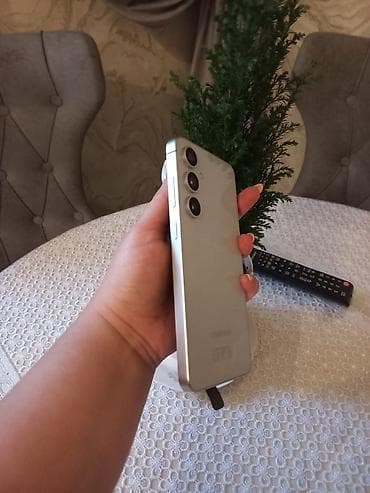 iphone x batarya orjinal: Samsung Galaxy S24 FE, rəng - Ağ, İki sim kartlı — 2