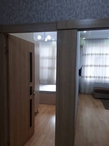 badamdarda kohne bina evleri: Yasamal rayonu,Şərifzadə,Ats ilə üzbəüz,16 mərtəbənin,6-cı — 4