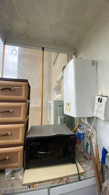 ist petrol tbilisi prospekti: Bakı, 3 otaqlı, Köhnə tikili, m. Neftçilər, 80 kv. m — 17