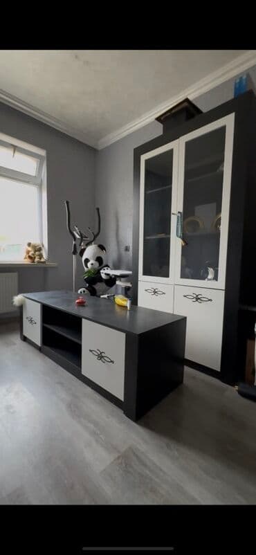 komputer altlığı: TV stend, TV altlığı — 1