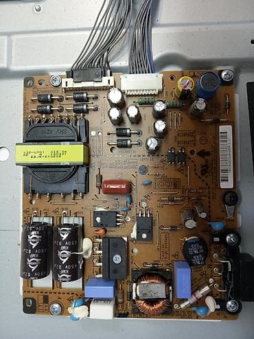 Masaüstü kompüterlər və iş stansiyaları: LG. SMART. LED. Televizorun. Ana platasi. 120 AZN. Blok. pitaniyasi — 3