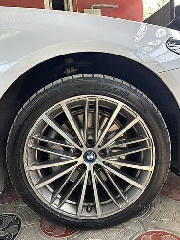 4 bolt diskler: Məhsul: g30 Avtomobil üçün yüngül lehimli disklər və 4 fəsil təkər — 8