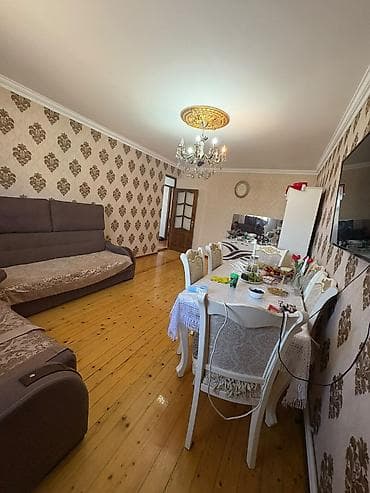bine savxozda ev: 4 otaqlı, 103 kv. m, Orta təmir — 4