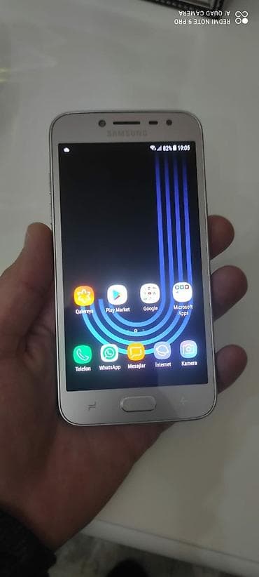 samsung pro 2: Samsung Galaxy J2 Pro 2018, 16 GB, rəng - Gümüşü, İki sim kartlı — 1