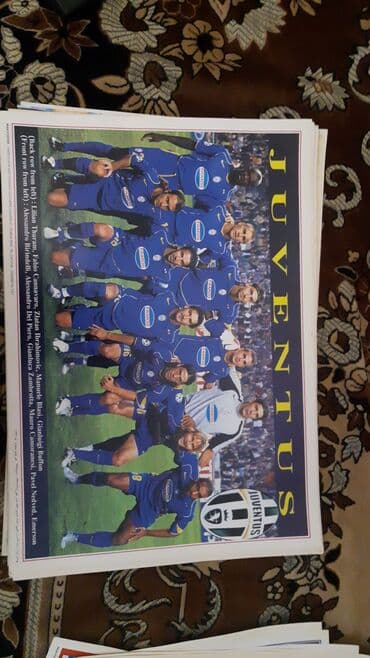 ustunde gerb olan qepik: İtaliya futbolu şəkilləri — 2