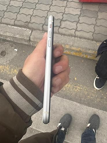 2 ci el iphone 14: IPhone 11, 64 GB, Gümüşü, Face ID — 7