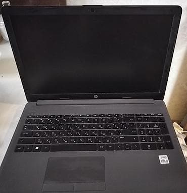 HP noutbuk - Ekran: 15.6" geniş ekran - Prosessor: Intel Core i3