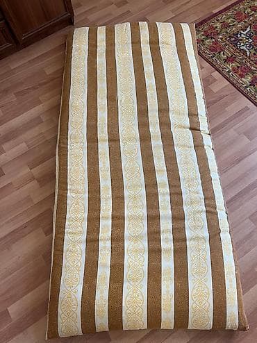 Yun matras. 50azn