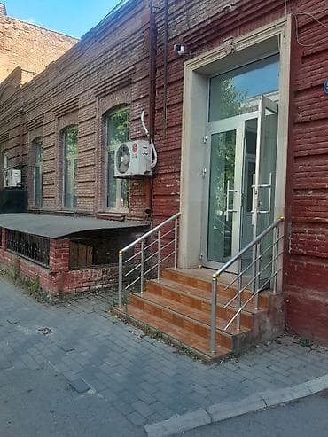KirAye verilir şəhərin mərkəzində YAP binasi ilə üzbəüz şəraiti — 4