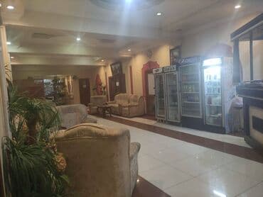 xacmaz obyekt: Qaraev metrosuna yaxın yerləşən ümumi sahəsim olan,10 otağlı — 20