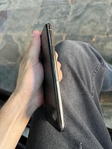 iphone 8 pilus: IPhone 11 Pro Max, 64 GB, Qızılı, Simsiz şarj — 3