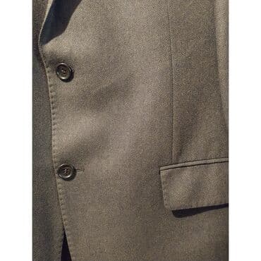 kişi ucun klassik qara kostyum: Kişi uçun kostyum satilir,razmeri firmasi uzerinde yazilib,bahali — 7