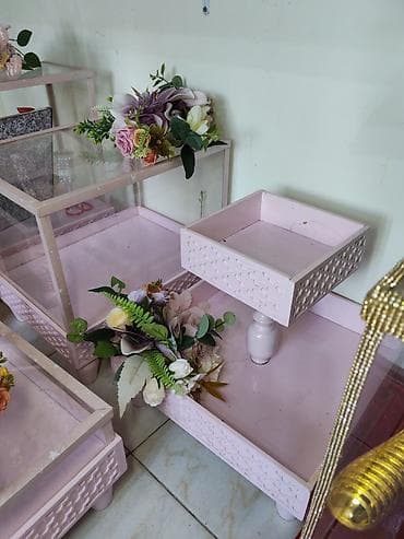 toy makyajları: Təcili satılır abyek bağlandığı üçün. 13əd. Gül daxil, veşilka, əlavə — 10