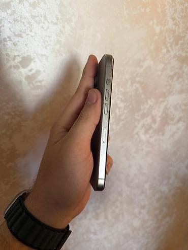 iphone x platası: IPhone 15 Pro, 128 GB, Natural Titanium, Simsiz şarj — 1