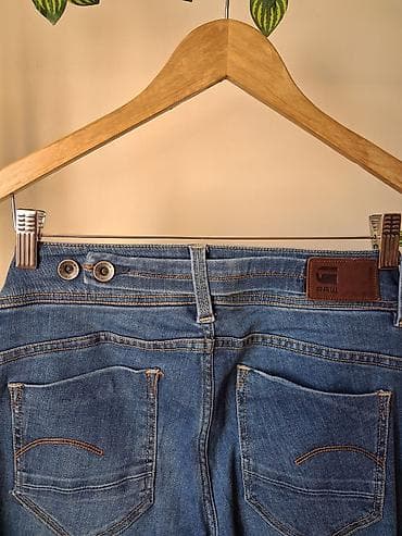 •G-star raw bootcut jeans(92% cotton, 7% polyester, 1% elastane) Size — 6