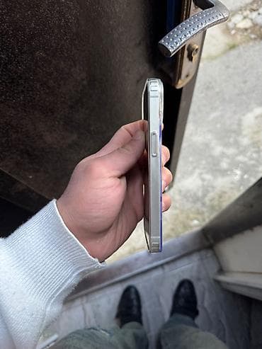 telefonlar 2ci el: IPhone 13, 128 GB, Ağ — 2