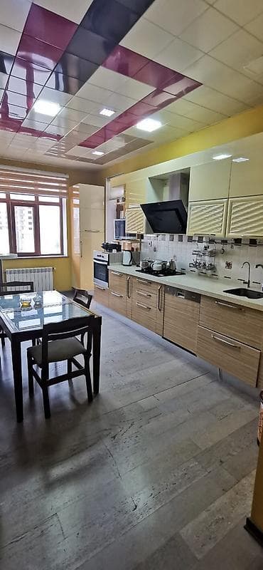 riyad kiraye evler: Yasamal, 4 otaqlı, Yeni tikili, m. Elmlər Akademiyası, 170 kv. m — 9