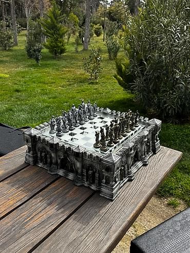 idman doseyi: Sahmat Hazir elde var. Boyuk olcudu. Balaca sahmat deyil. Super — 2