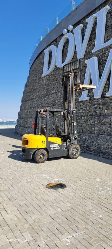 автокар: Avtokar icare 7/24 Tırların konteynrların Yüklenib bosaldılması — 1