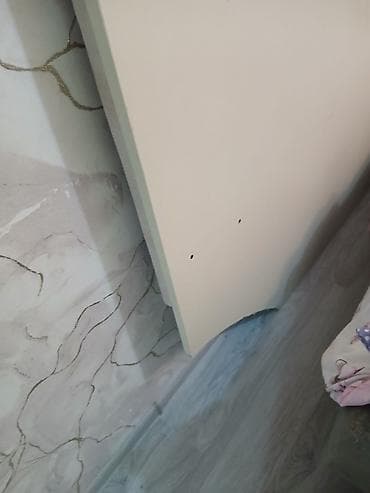 xirdalanda ikinci el mebeller: Salam 2 ildi alinib baha mebel.destidi rusyanindi. matrasi biraz — 6