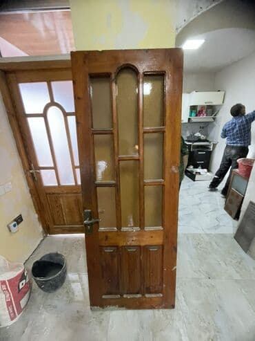 Giriş qapıları: Taxta qapı dəsti - Material: təbii ağac (laklı örtük) - Dizayn — 2