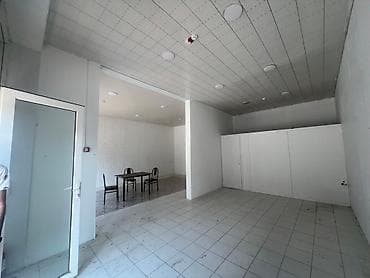 Kommersiya daşınmaz əmlakının satışı: Bu, müxtəlif biznes ehtiyacları üçün uyğun olan boş ticarət sahəsidir — 2