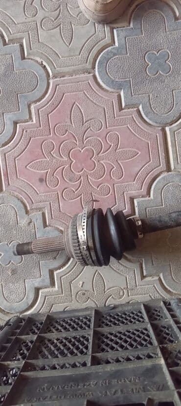 гранат: Внутренняя, Chevrolet Cobalt AVEO, 2011 г., Оригинал, США, Б/у — 4