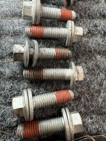 Audi: Jeep, Dodge 3.7 və 4.7 mühərrik təmir komplekti. Şəkildəkilərin — 2