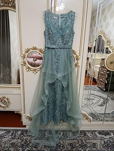 klassik kişi ayaqqabıları: Ziyafət donu, Maksi — 1