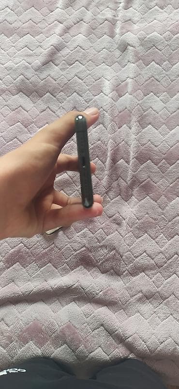 adapt: IPhone 11 Pro, 64 GB, Space Gray, Simsiz şarj, Face ID — 3