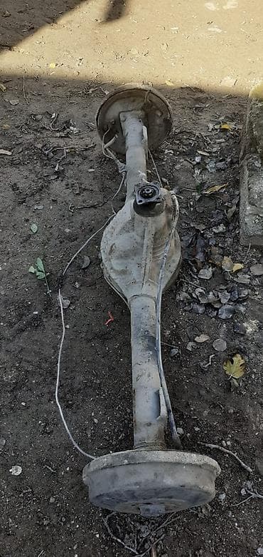 Su nəqliyyatı: Arxa, QAZ 3110, 2001 il — 1